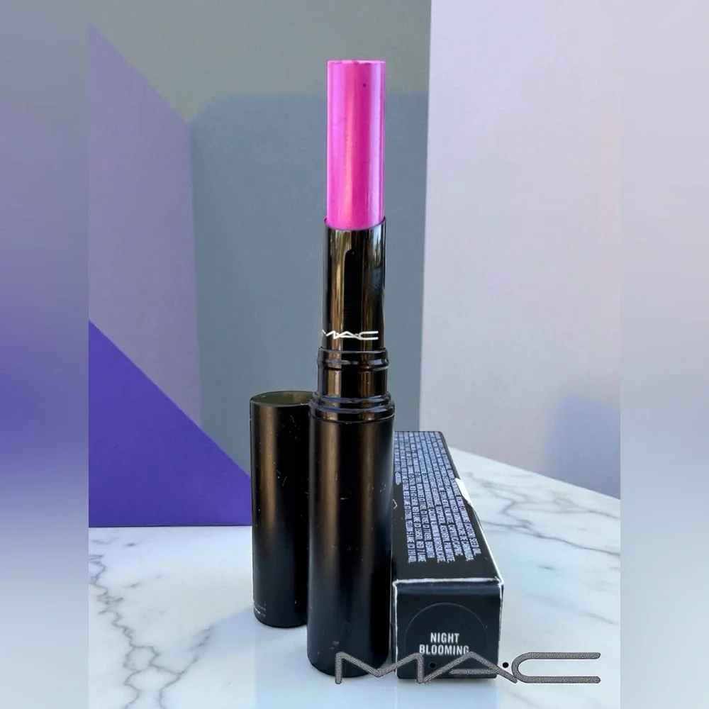 MAC NIGHT BLOOMING Mattene Lipstick. LIMITED EDITION. NEW IN BOX.
